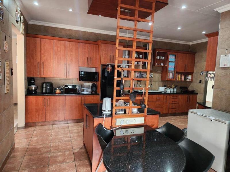 4 Bedroom Property for Sale in Sasolburg Ext 4 Free State